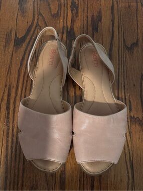 Born “Kibbee” Women's Pink Slingback Open-Toe Sandals